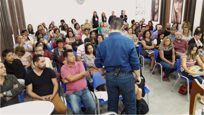 Lançamento Alkymia di Grandha em 03/04/2017, no Centro Técnico Mart'bel. A Grandha trouxe ao mercado, a linha mais completa de óleos essenciais, água termal e argilas terapêuticas do mercado cosmético brasileiro.